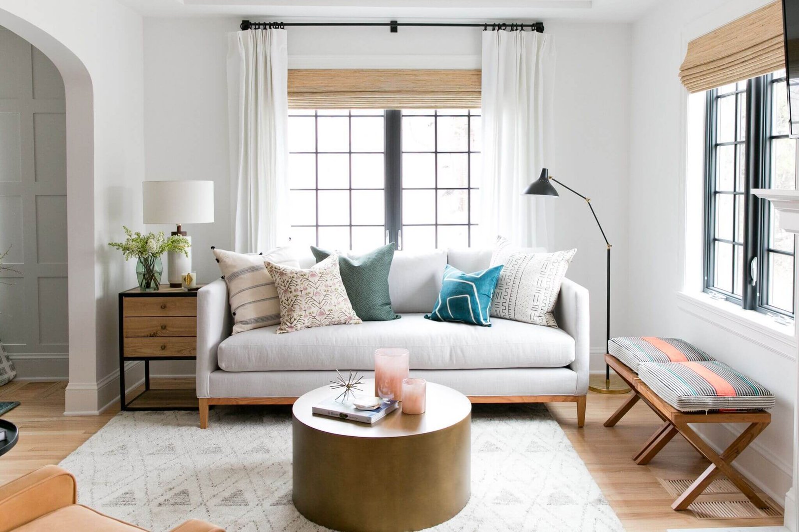 Küçük Odaları Geniş Gösteren Perde Hileleri: Daha Ferah Bir Ev İçin İpuçları